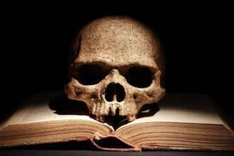 10 Horror Authors: Who’s the Next Stephen King?