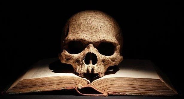 10 Horror Authors: Who’s the Next Stephen King?
