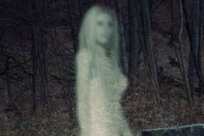 10 Haunted Spots Where the Dead Roam at Night
