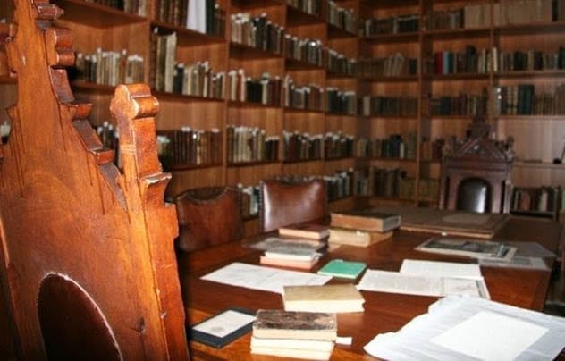Conjuring Arts Research Center