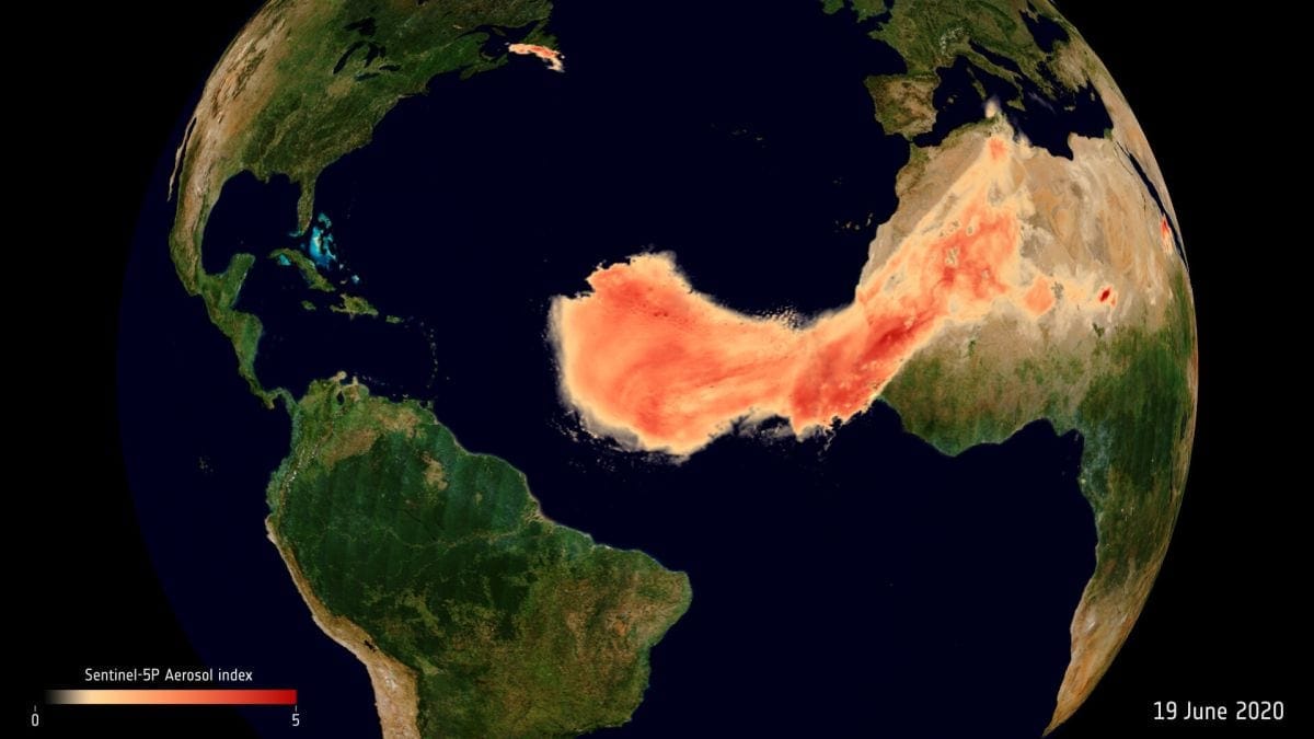 Godzilla dust plume over the Atlantic