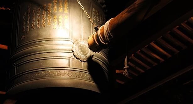 10 Weird & Wonderful New Year's Traditions Around the World