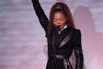 Live TV Fails: 10 Shocking Music Performances