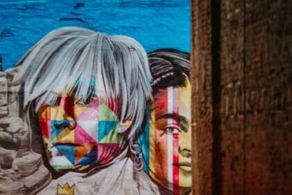 10 Bizarre Andy Warhol Facts You Won’t Believe Are True!