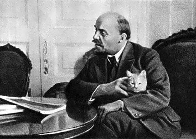 Vladimir Lenin with a cat