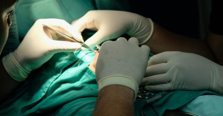 10 Shocking Deaths During Minor Surgery