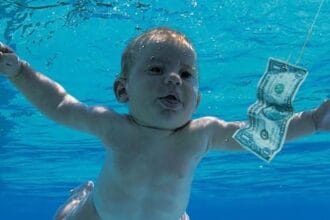 10 Things That Defined the Iconic 1990s Decade