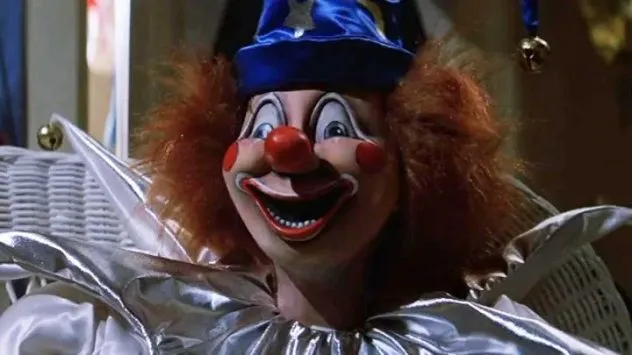 10 Ghost Films with Eerie Behind-the-Scenes Tales