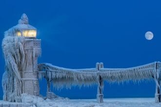 Nature's Touch: 10 Man-Made Wonders Enhanced by Nature