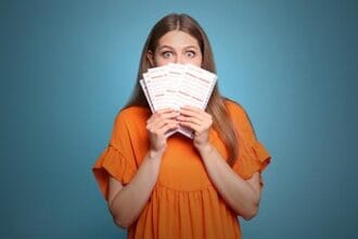 10 Lottery Winners Who Lost Everything They Won