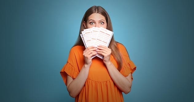 10 Lottery Winners Who Lost Everything They Won