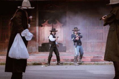 Top 10 Lethal Gunslingers of the Wild West: Legends & Outlaws