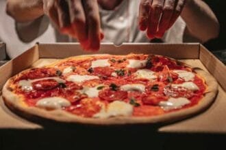 10 Amazing Pizza Facts You Won't Believe Are True!