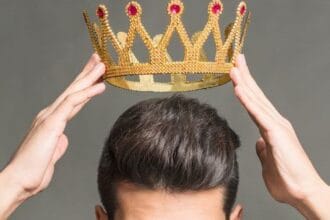 10 Rogue British Princes: Royals Behaving Badly Through History